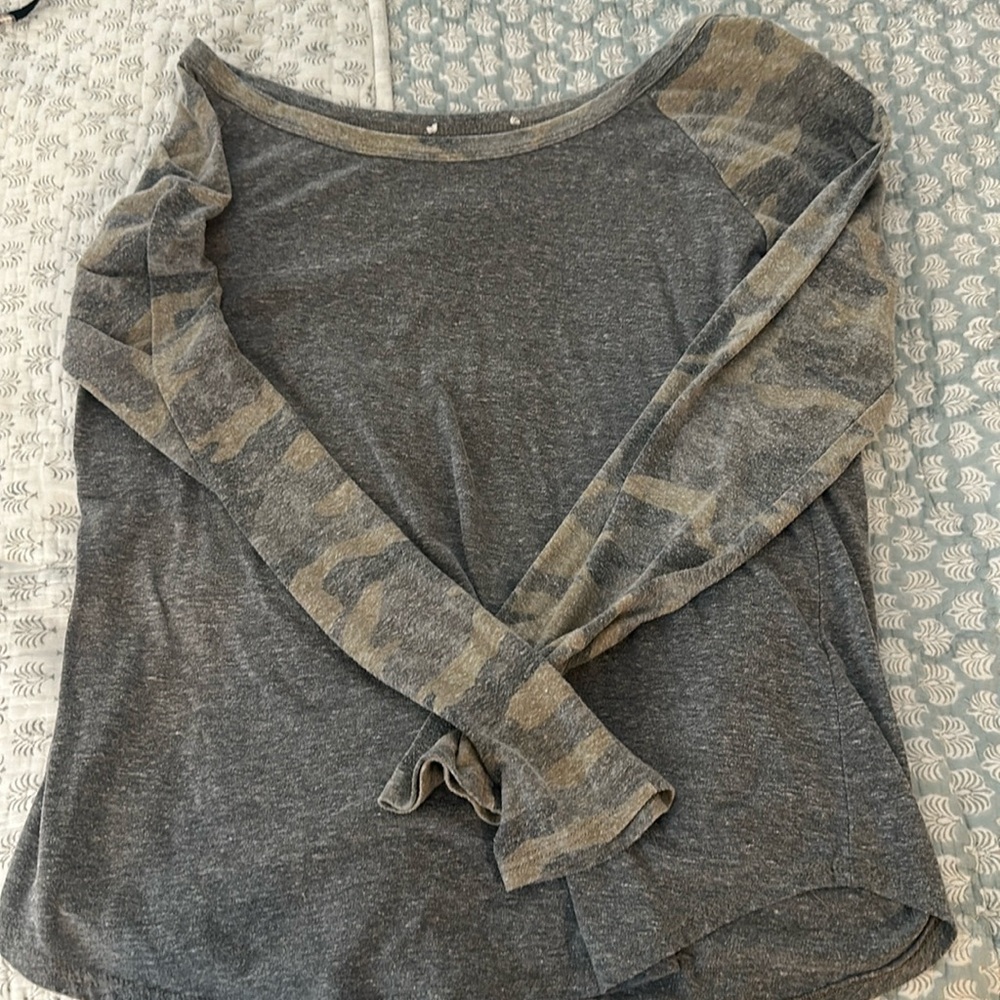 Long sleeve Grey Sweatshirt With Army Printed Sleve